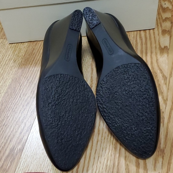 Coach loise wedge pumps NEW $200 - Picture 5 of 6